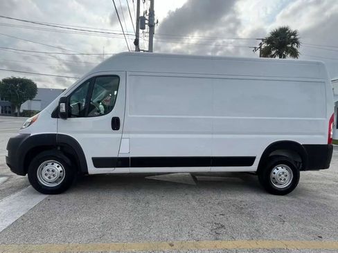 Used 2021 RAM ProMaster 2500 FWD image 5