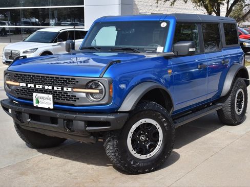 Used 2022 Ford Bronco Badlands image 49