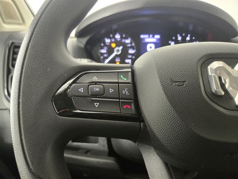 Used 2024 RAM ProMaster 2500 w/ Convenience Group image 16