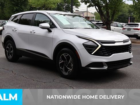 Used 2025 Kia Sportage LX FWD image 5