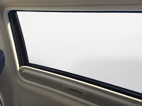 Certified 2023 Subaru Crosstrek 2.5i Limited image 19