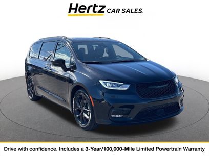 Used 2025 Chrysler Pacifica Limited