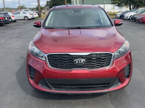 Used 2020 Kia Sorento LX image 3