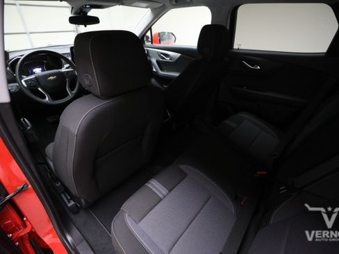 New 2026 Chevrolet Blazer LT FWD image 9