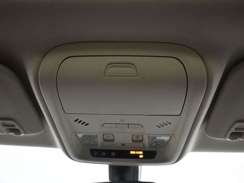 Used 2017 Cadillac XT5 Luxury w/ LPO, Wheel Lock Package image 24