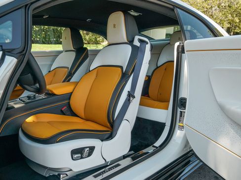 New 2025 Rolls-Royce Spectre Black Badge AWD/4WD image 24