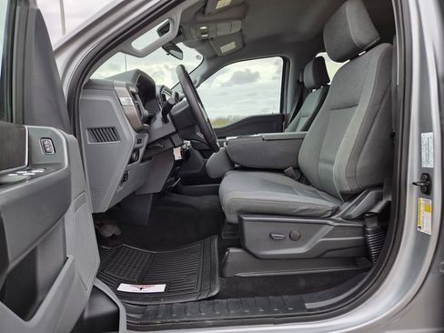 Used 2025 Ford F150 XLT w/ Equipment Group 301A Standard image 13