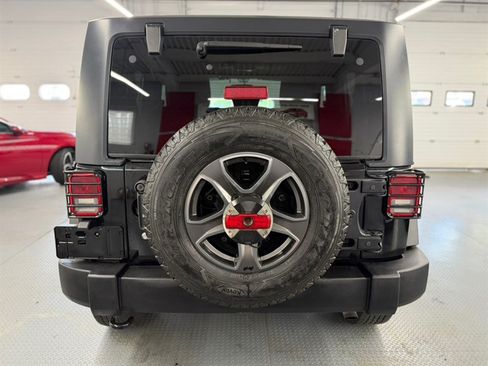 Used 2015 Jeep Wrangler Sport w/ Quick Order Package 24S AWD/4WD image 9