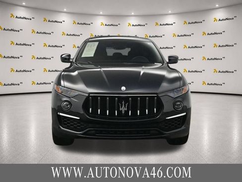Used 2022 Maserati Levante GT AWD/4WD image 12