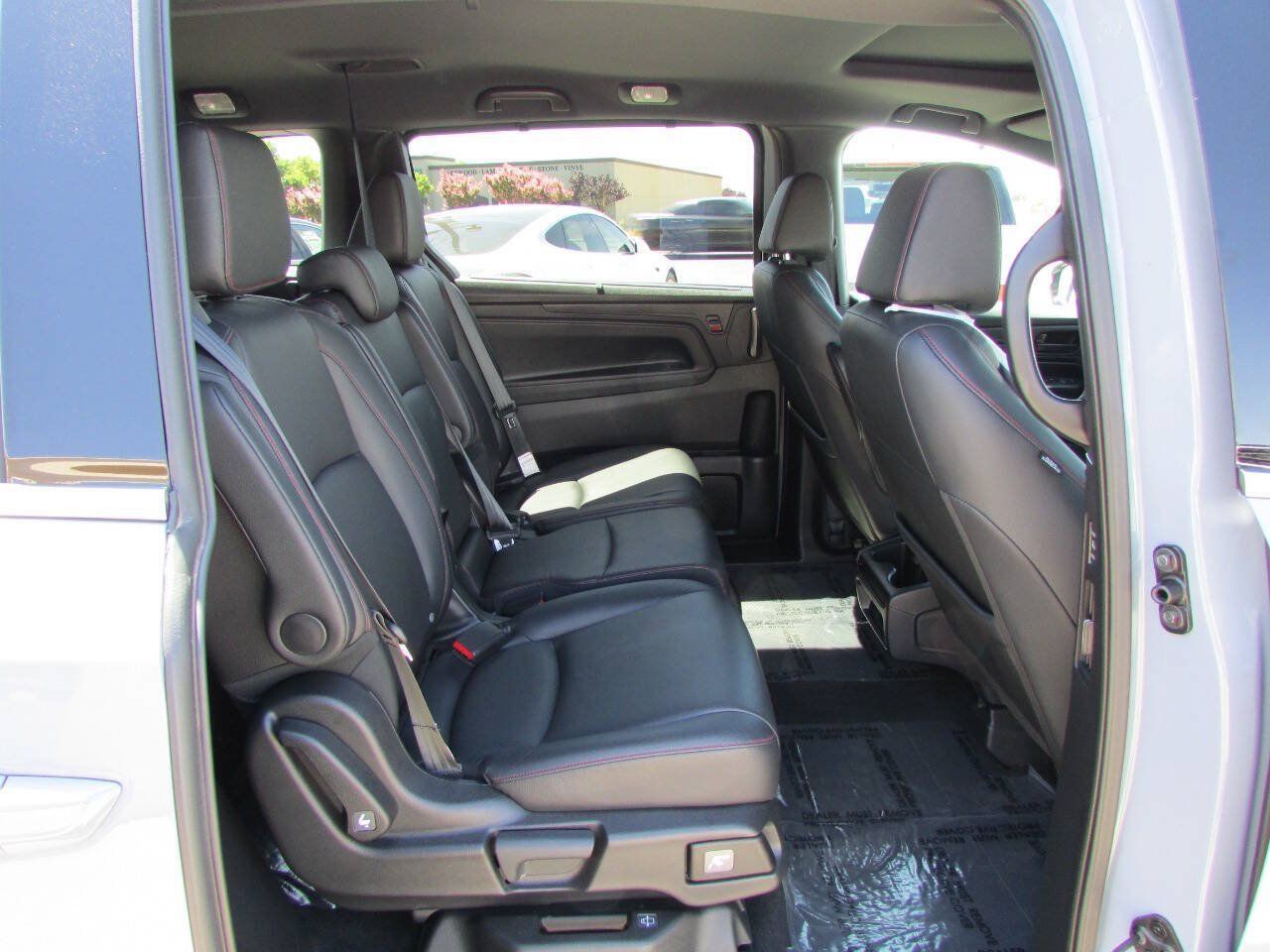 Used 2024 Honda Odyssey Sport image 34