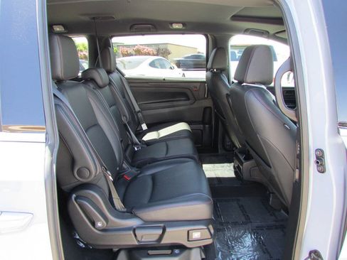 Used 2024 Honda Odyssey Sport image 34