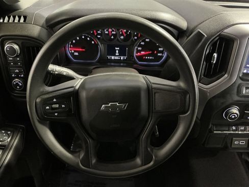 Used 2021 Chevrolet Silverado 1500 Custom Trail Boss AWD/4WD image 17
