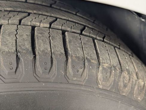 Used 2023 Toyota Camry LE image 9