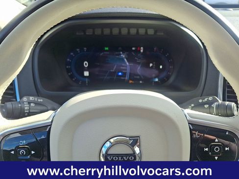 Certified 2023 Volvo XC90 B6 Plus image 20