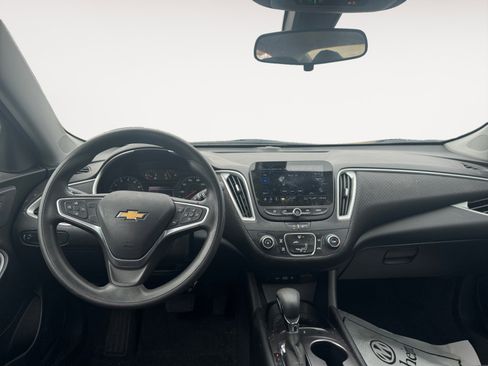 Used 2022 Chevrolet Malibu LS image 10