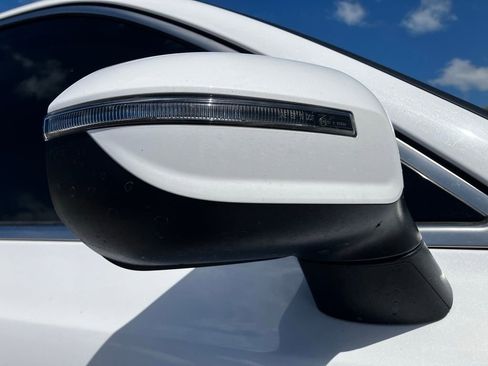 Used 2023 Kia Telluride S image 10