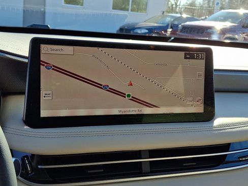 Certified 2023 INFINITI QX60 Luxe image 18