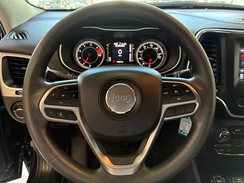 Used 2021 Jeep Cherokee Latitude AWD/4WD image 27