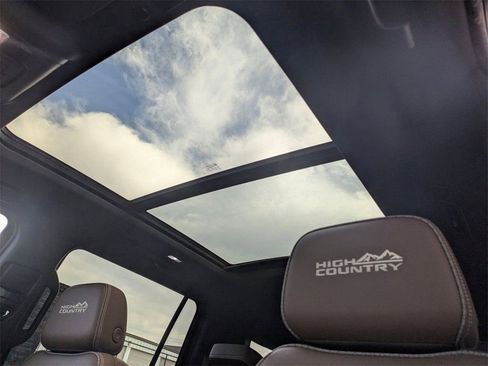 Certified 2021 Chevrolet Suburban High Country image 26