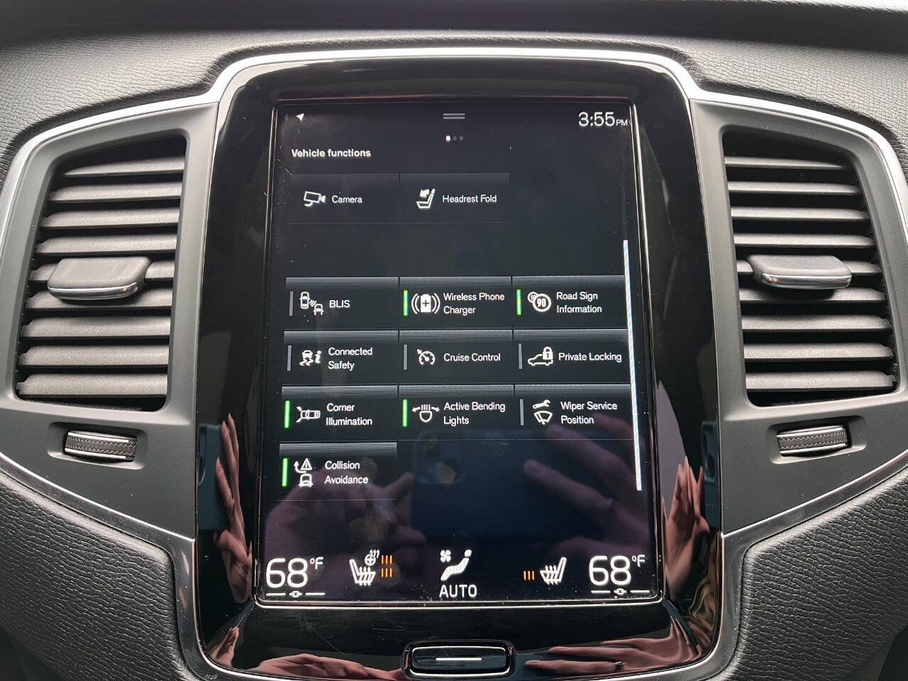 Used 2022 Volvo XC90 T6 Momentum w/ Climate Package AWD/4WD image 12