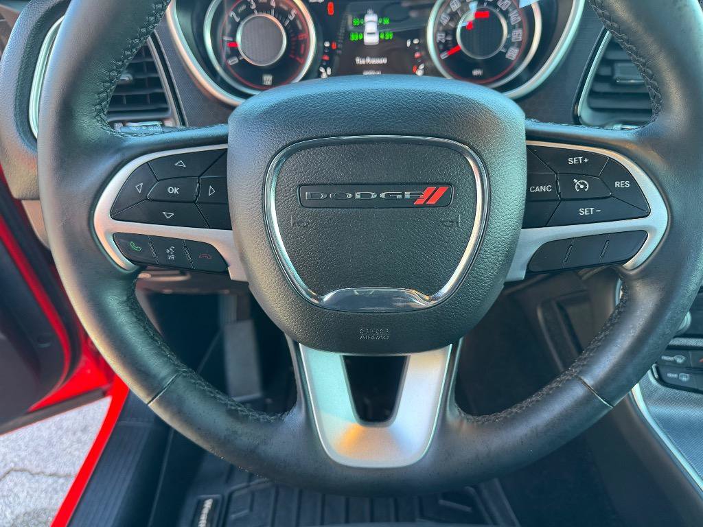 Used 2015 Dodge Challenger R/T Scat Pack w/ Leather Interior Group RWD image 15