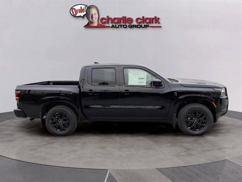 New 2026 Nissan Frontier SV image 6