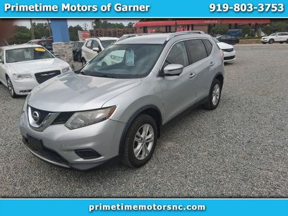 Used 2016 Nissan Rogue SV w/ SV Premium Package