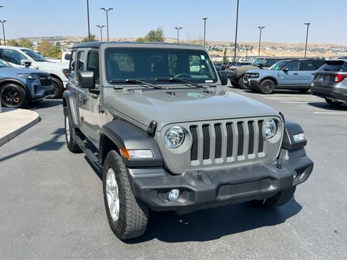 Used 2021 Jeep Wrangler Unlimited Sport AWD/4WD image 4