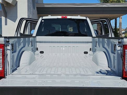 New 2026 Ford F350 Lariat w/ FX4 Off-Road Package image 12