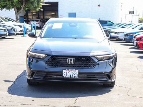 Certified 2025 Honda Accord LX image 4