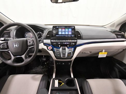 New 2026 Honda Odyssey Elite image 15