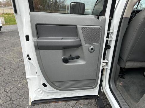Used 2008 Dodge Ram 2500 Truck ST AWD/4WD image 38