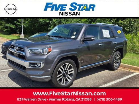 Used 2022 Toyota 4Runner Limited RWD image 3