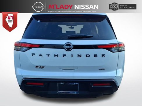 New 2026 Nissan Pathfinder SV image 6