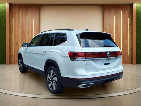 Used 2025 Volkswagen Atlas SE FWD image 29