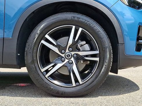Used 2023 Volvo XC40 B5 Plus w/ Climate Package AWD/4WD image 8