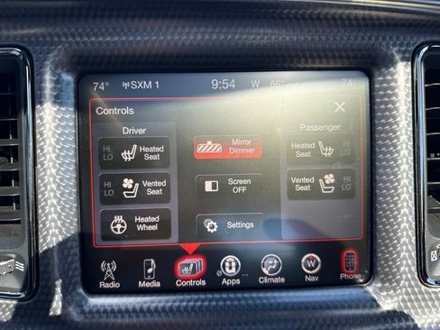 Used 2016 Dodge Challenger SRT Hellcat RWD image 23