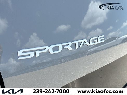 New 2026 Kia Sportage SX FWD image 10