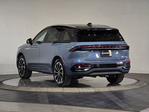 New 2026 Lincoln Nautilus Reserve image 7