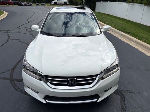 Used 2013 Honda Accord Touring image 27