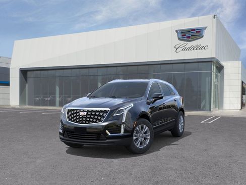 New 2026 Cadillac XT5 Luxury w/ LPO, Floor Liner Package image 9