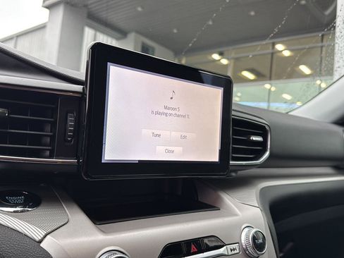 Certified 2024 Ford Explorer XLT w/ Equipment Group 202A image 22