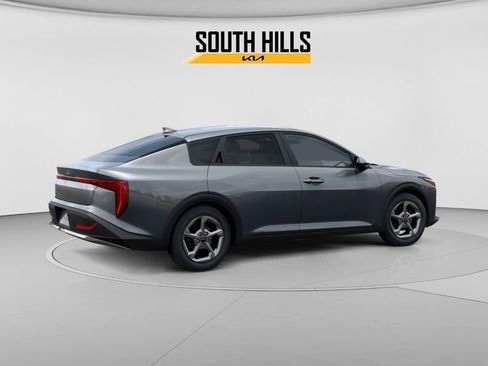 New 2026 Kia K4 FWD image 6