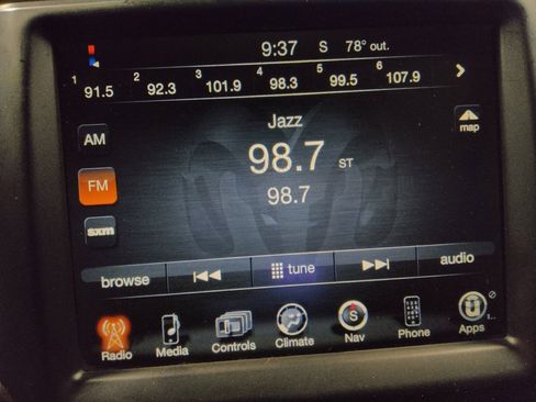 Used 2013 RAM 1500 Sport w/ Convenience Group image 25