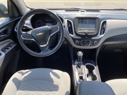 Used 2018 Chevrolet Equinox LT AWD/4WD image 9