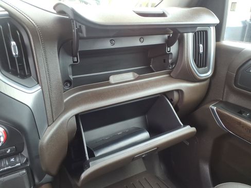 Used 2022 GMC Sierra 2500 Denali w/ Denali Ultimate Package AWD/4WD image 36