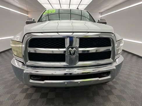 Used 2018 RAM 2500 SLT image 2