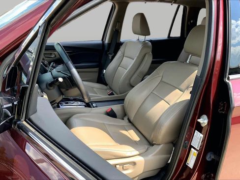 Used 2021 Honda Pilot Elite image 7