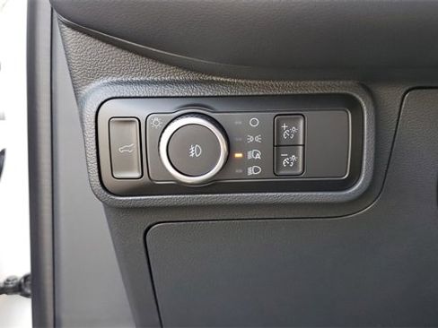 New 2025 Ford Explorer ST-Line w/ ST-Line Street Pack image 29