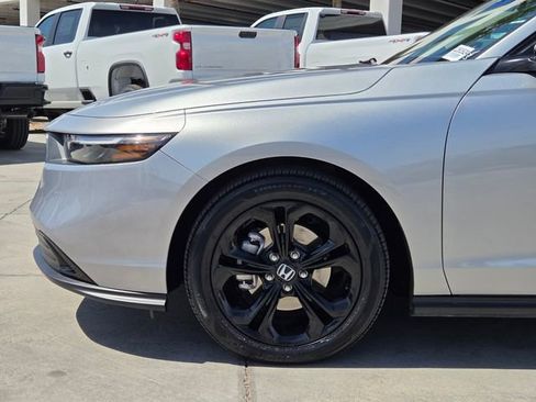 Used 2025 Honda Accord SE image 7